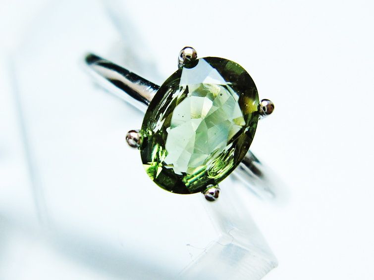 モルダバイト リング 指輪 12号 フリーサイズ 一点物 199-479