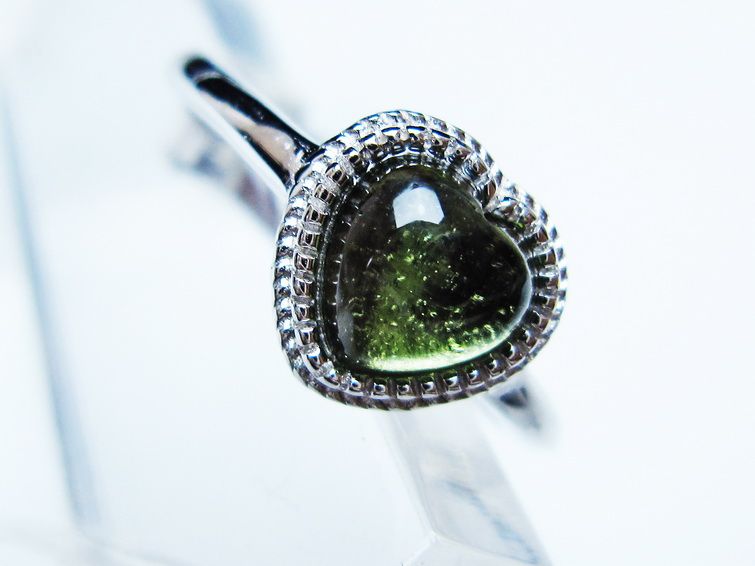 モルダバイト リング モルダウ石 指輪 ハート フリーサイズ 12号 一点物 メール便可 [M便 1/20] 199-610