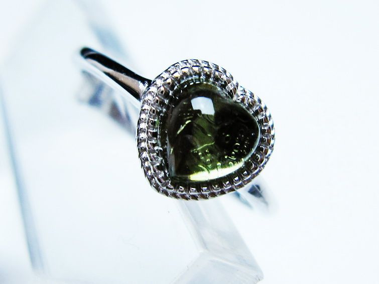 モルダバイト リング モルダウ石 指輪 ハート フリーサイズ 13号 一点物 メール便可 [M便 1/20] 199-614