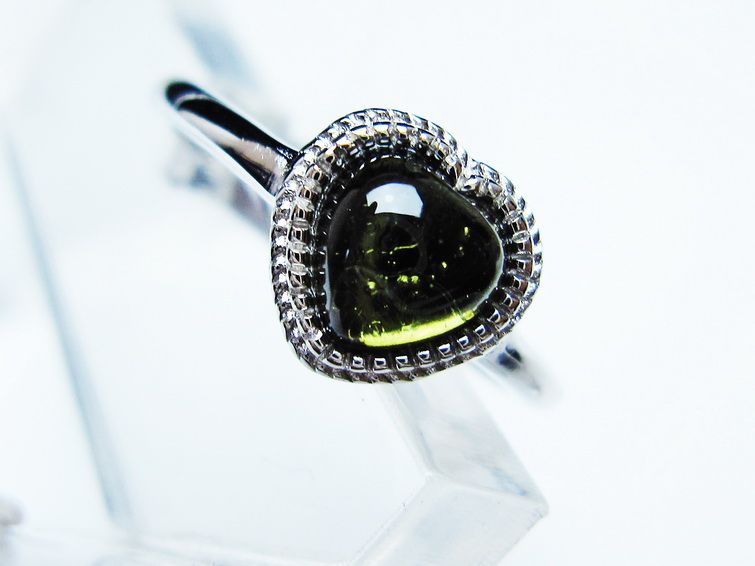 モルダバイト リング モルダウ石 指輪 ハート フリーサイズ 13号 一点物 メール便可 [M便 1/20] 199-617