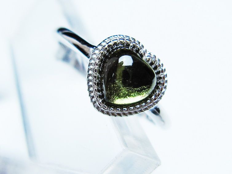 モルダバイト リング モルダウ石 指輪 ハート フリーサイズ 12号 一点物 メール便可 [M便 1/20] 199-623