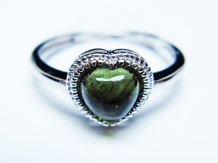 モルダバイト リング モルダウ石 指輪 ハート フリーサイズ 12号 一点物 メール便可 [M便 1/20] 199-634