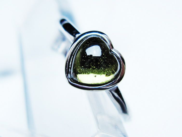 モルダバイト リング モルダウ石 指輪 ハート フリーサイズ 13号 一点物 メール便可 [M便 1/20] 199-652