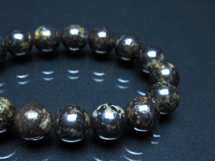 サハラNWA869隕石（コンドライト） ブレスレット 12mm 一点物 199-741