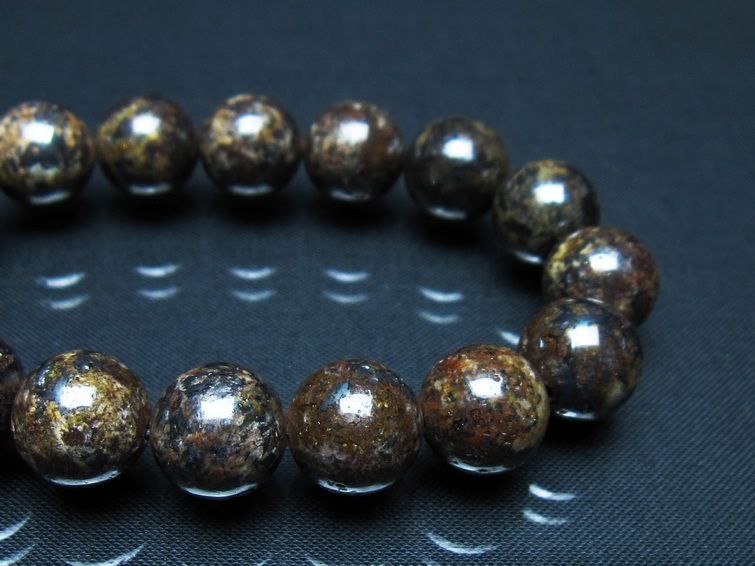 サハラNWA869隕石（コンドライト） ブレスレット 12mm 一点物 199-742