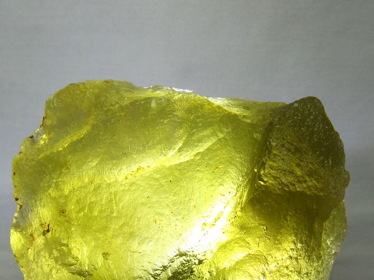 リビアングラス 原石 台座付属 一点物 199-964