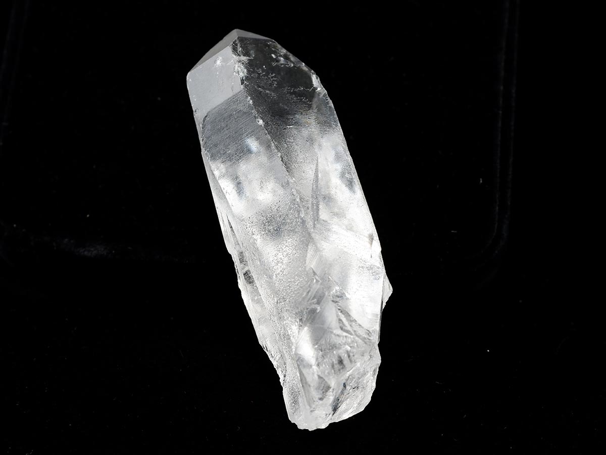 レムリアンシード 水晶 原石 証明書付属 ブラジル ミナスジェライス州 コリント産 レムリアンシードクリスタル 一点物 271-875