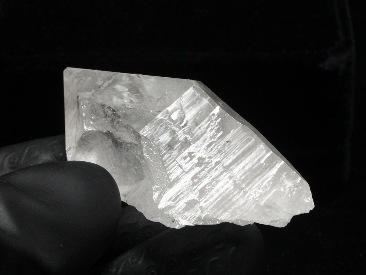 レムリアンシード 水晶 原石 証明書付属 ブラジル ミナスジェライス州 コリント産 レムリアンシードクリスタル 一点物 271-896