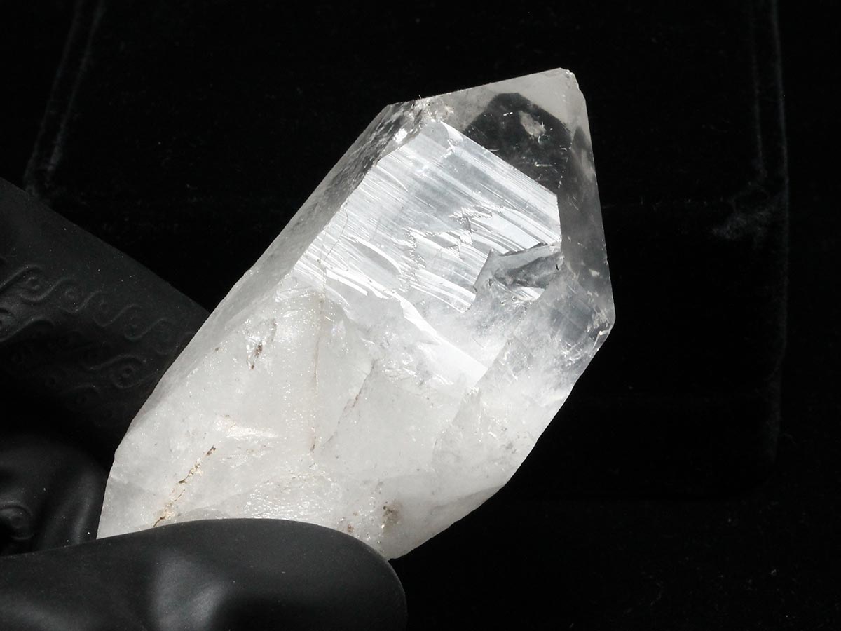 レムリアンシード 水晶 原石 証明書付属 ブラジル ミナスジェライス州 コリント産 レムリアンシードクリスタル 一点物 271-897