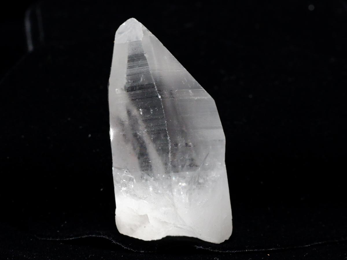 レムリアンシード 水晶 原石 証明書付属 ブラジル ミナスジェライス州 コリント産 レムリアンシードクリスタル 一点物 271-937