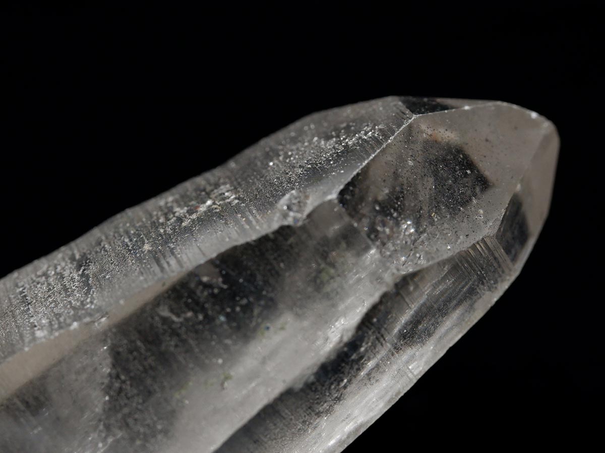 レムリアンシード 水晶 原石 証明書付属 ブラジル ミナスジェライス州 コリント産 レムリアンシードクリスタル 一点物  271-943