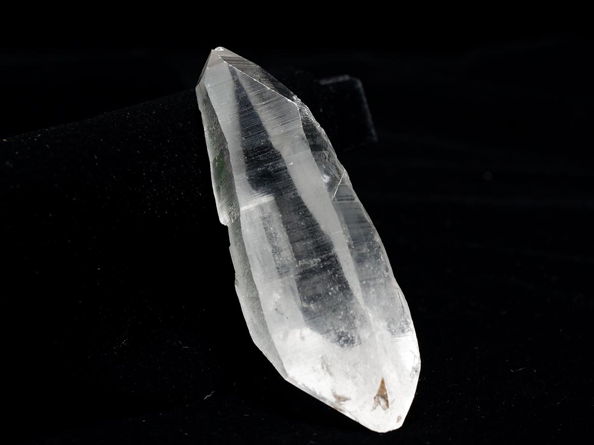 レムリアンシード 水晶 原石 証明書付属 ブラジル ミナスジェライス州 コリント産 レムリアンシードクリスタル 一点物  271-947