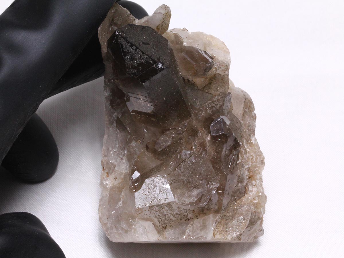 スモーキークォーツ クラスター ブラジル産 煙水晶 原石 一点物 272-320