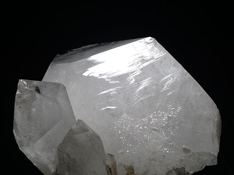 水晶クラスター 1.3Kg ブラジル ミナスジェライス州 コリント産 証明書付属 一点物 レムリアンシード 282-225