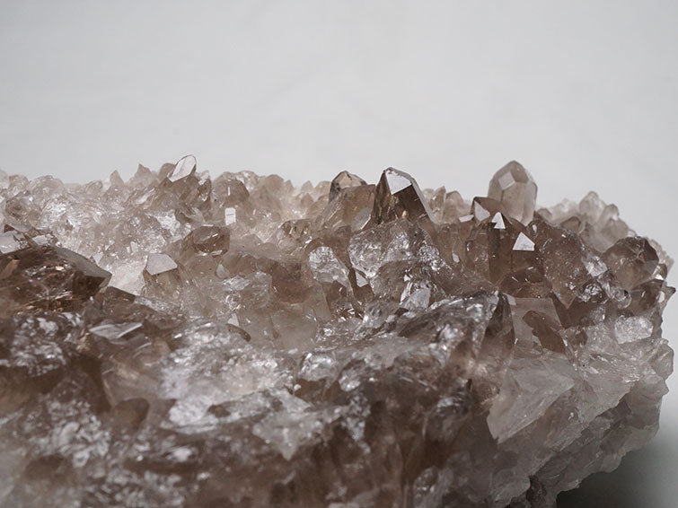 1Kg スモーキークォーツ クラスター 煙水晶 原石 モリオン 黒水晶 ブラジル産 一点物 282-503