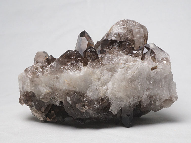 スモーキークォーツ クラスター 煙水晶 原石 モリオン 黒水晶 ブラジル産 一点物 282-509