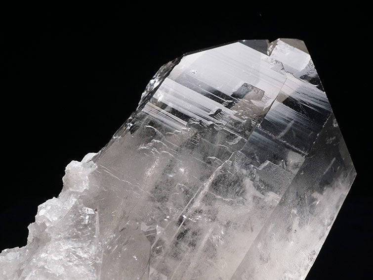 水晶クラスター 1Kg 原石 ブラジル ミナスジェライス州 コリント産 証明書付属 一点物 レムリアンシード 282-608