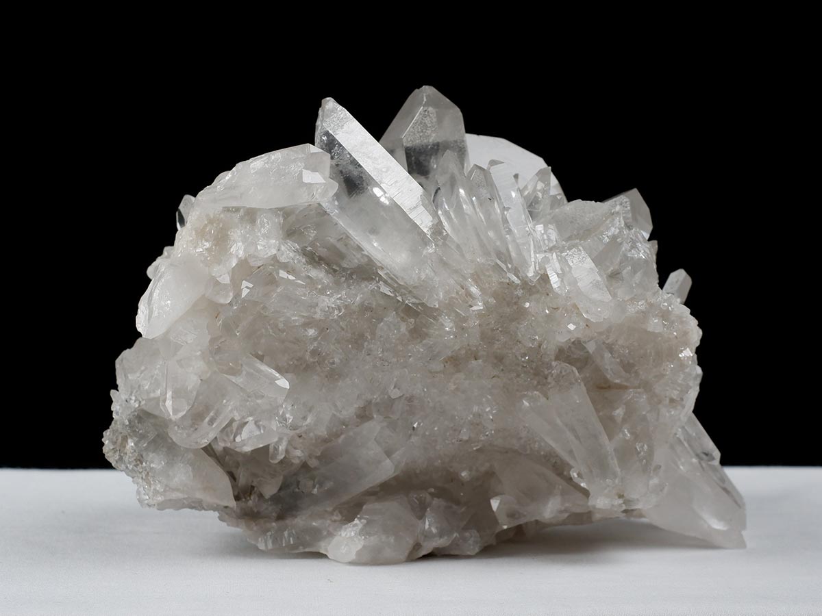 1.6Kg 水晶クラスター アーカンソー産 原石 一点物 282-707