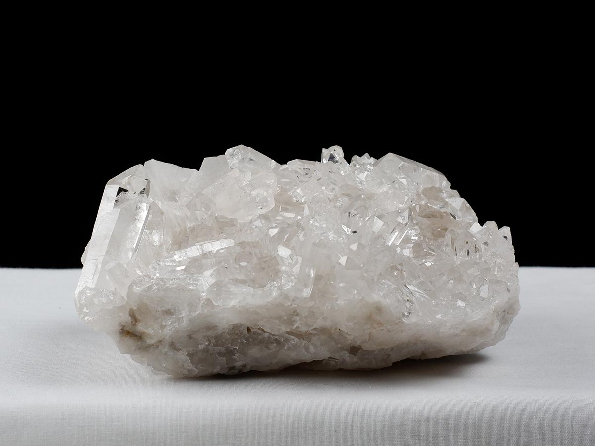 1.4Kg 水晶クラスター アーカンソー産 原石 一点物 282-708