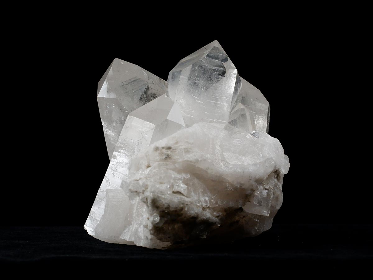 1.1Kg 水晶クラスター アーカンソー産 原石 一点物 282-717