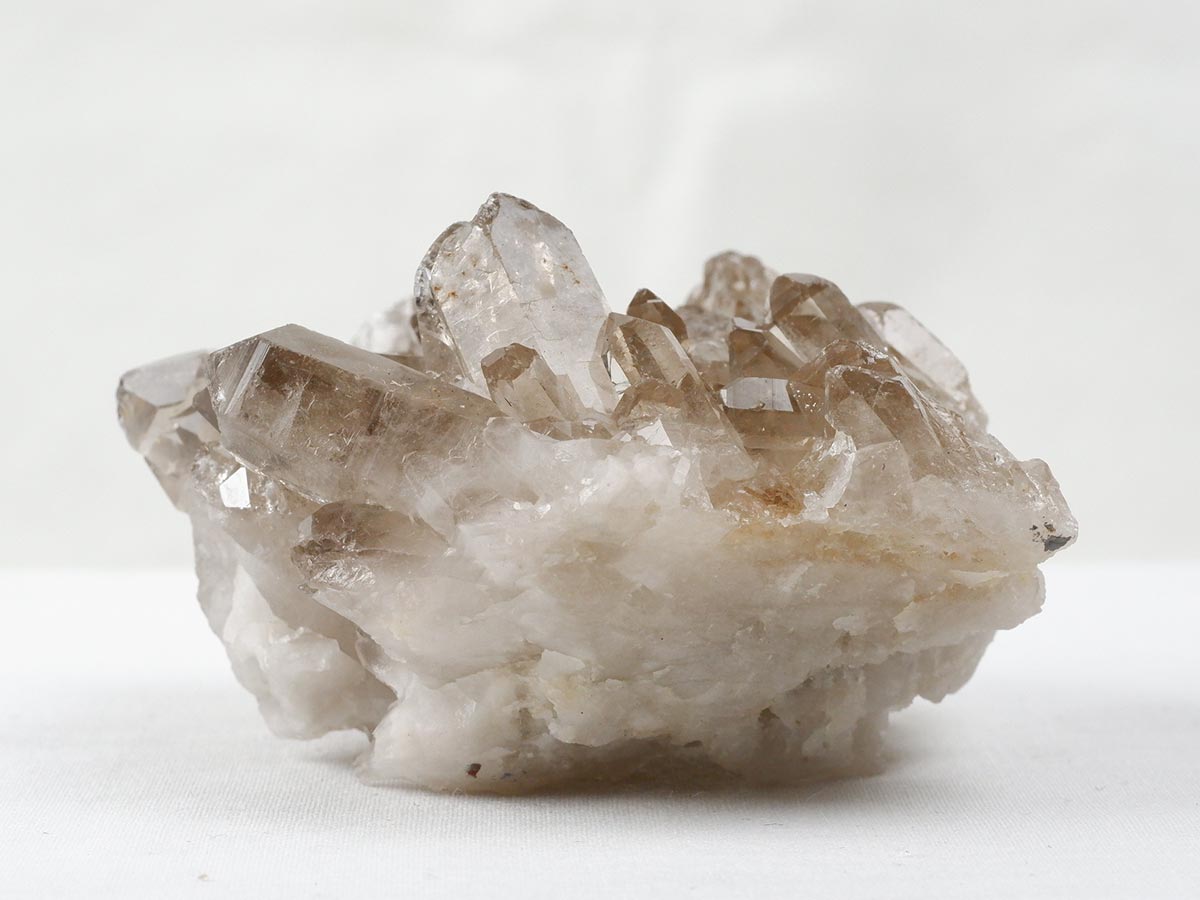 スモーキークォーツ クラスター ブラジル産 煙水晶 原石 一点物 282-722