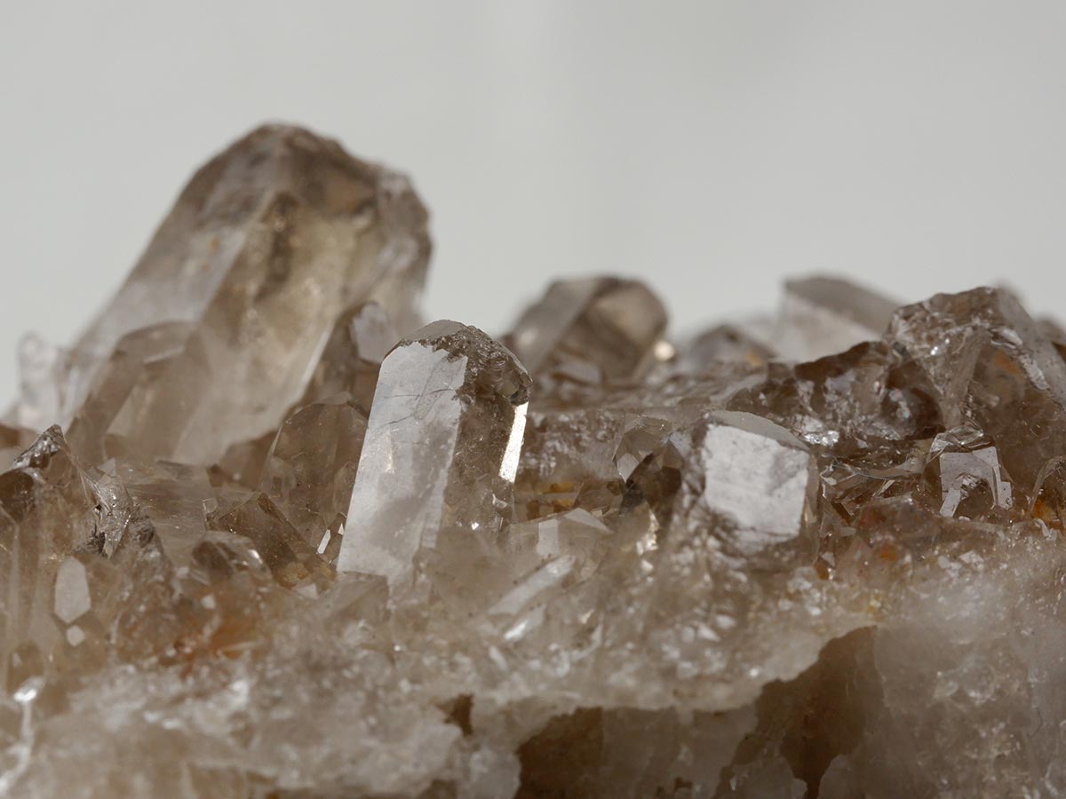 スモーキークォーツ クラスター ブラジル産 煙水晶 原石 一点物 282-722