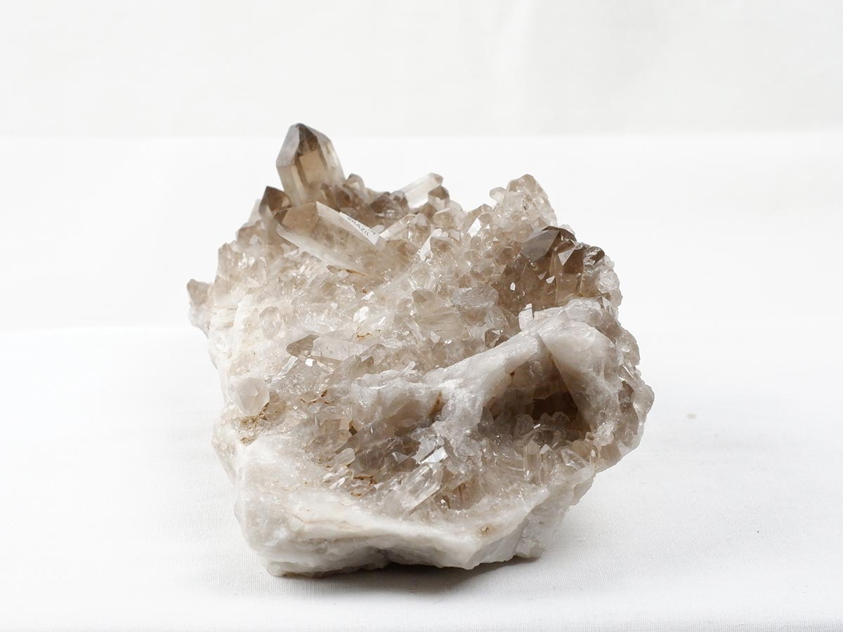スモーキークォーツ クラスター ブラジル産 煙水晶 原石 一点物 282-727