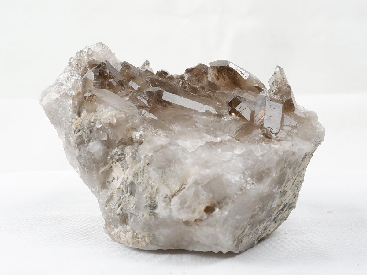 スモーキークォーツ クラスター ブラジル産 煙水晶 原石 一点物 282-731