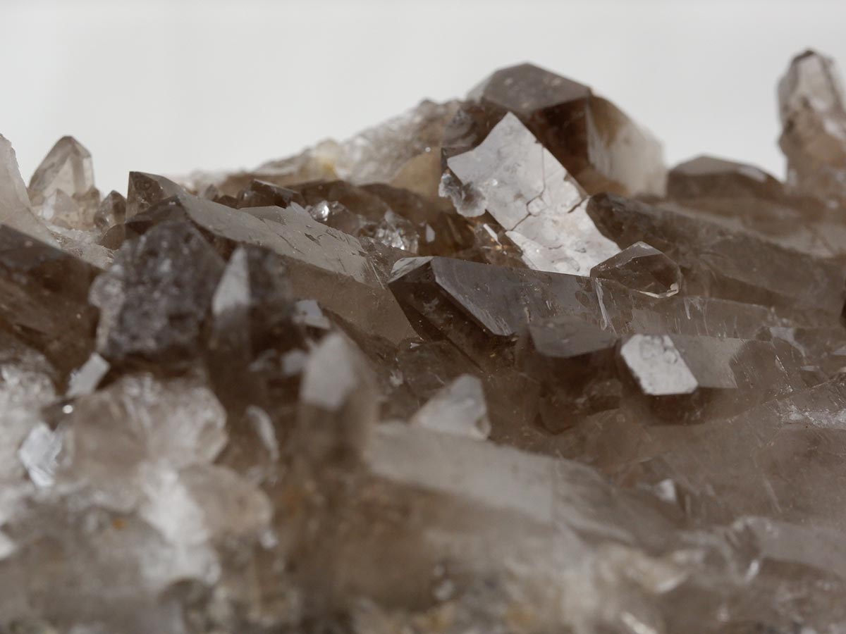 スモーキークォーツ クラスター ブラジル産 煙水晶 原石 一点物 282-731