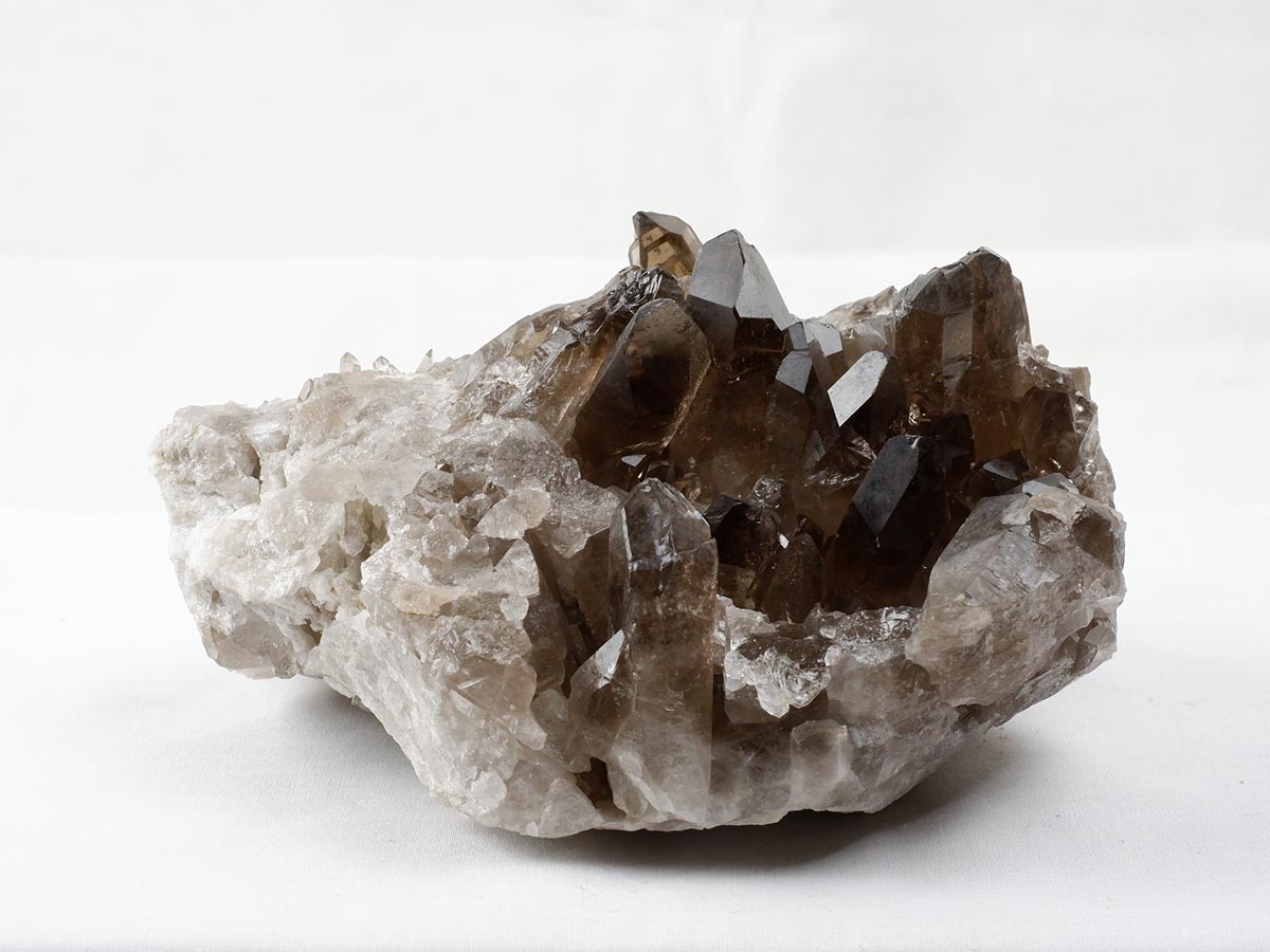 1.5Kg スモーキークォーツ クラスター ブラジル産 煙水晶 原石 一点物 282-734