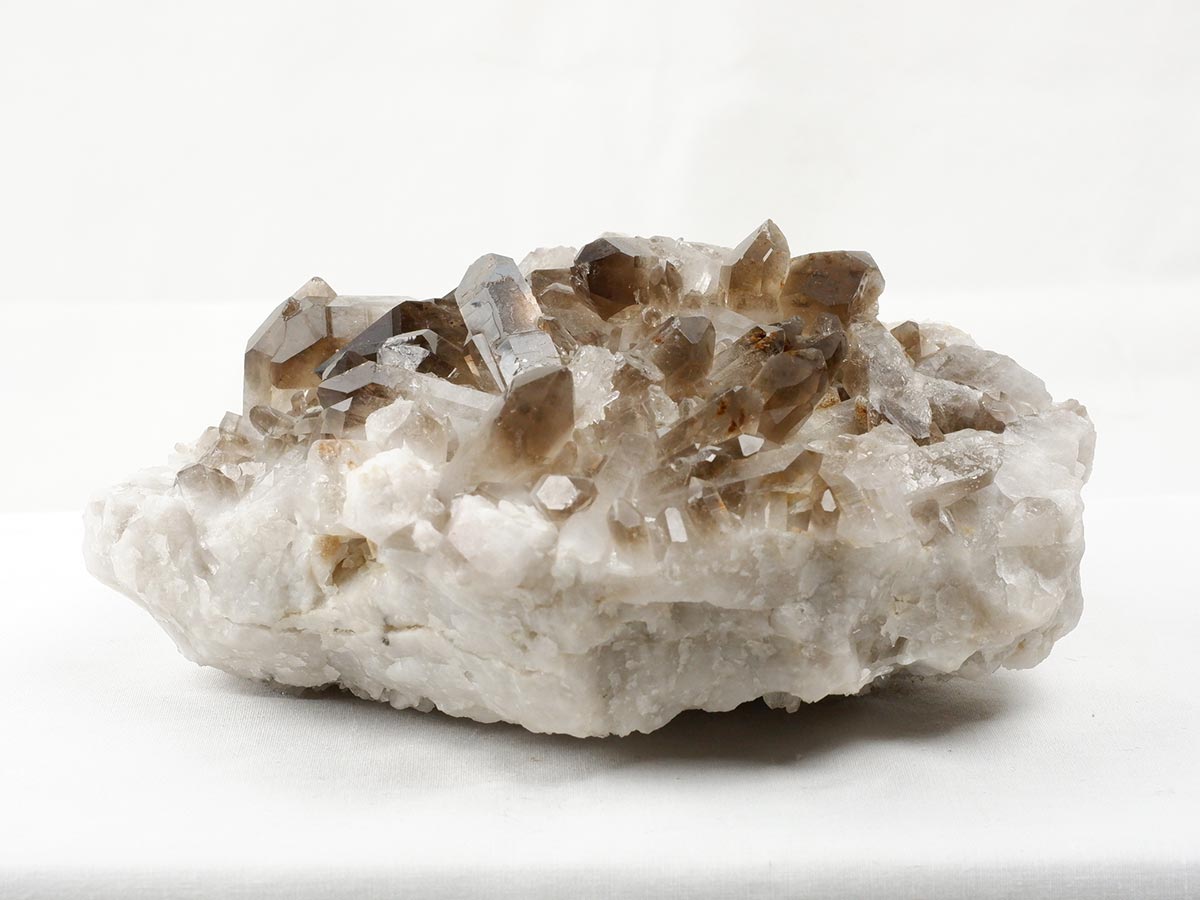 1.6Kg スモーキークォーツ クラスター ブラジル産 煙水晶 原石 一点物 282-735