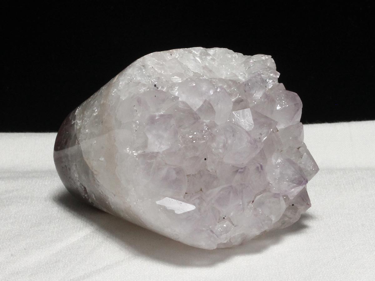 アメジストクラスター 原石 ウルグアイ産 花型 フラワー amethyst 一点物 282-737