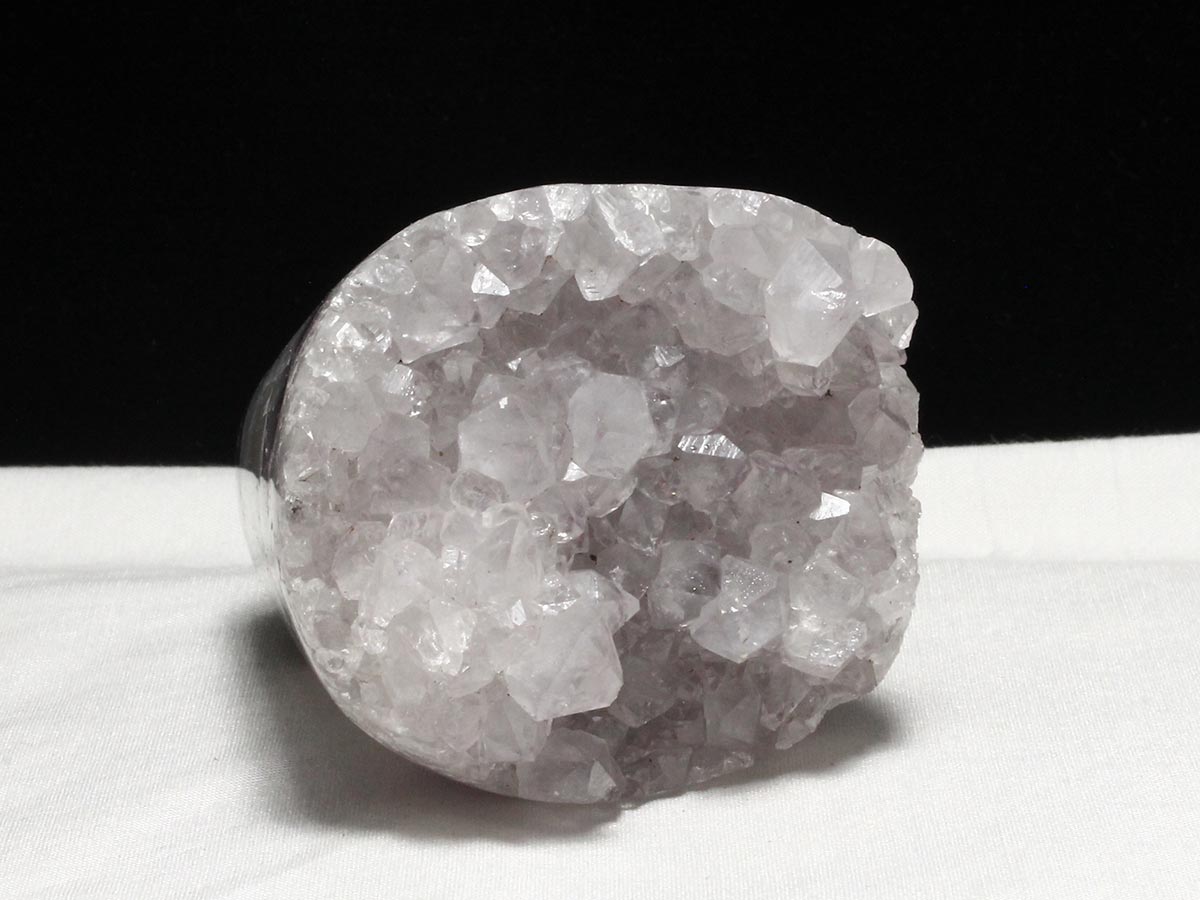 アメジストクラスター 原石 ウルグアイ産 花型 フラワー amethyst 一点物 282-738