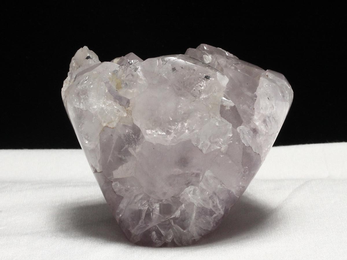 アメジストクラスター 原石 ウルグアイ産 花型 フラワー amethyst 一点物 282-739