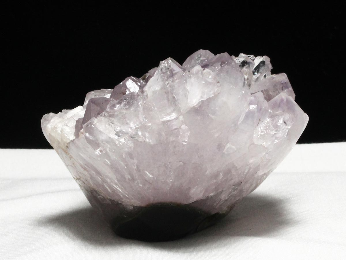 アメジストクラスター 原石 ウルグアイ産 花型 フラワー amethyst 一点物 282-741