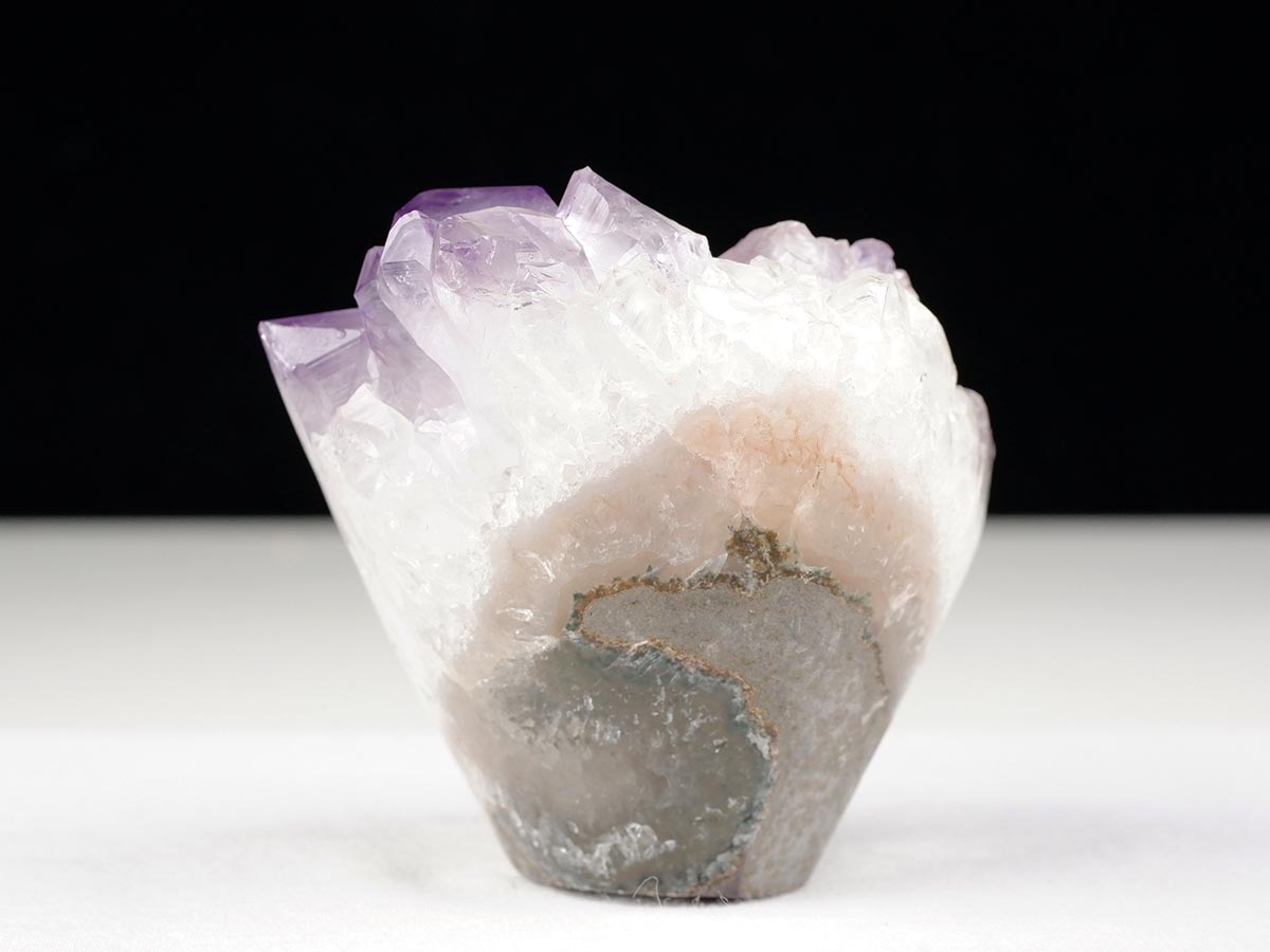 アメジストクラスター 原石 ウルグアイ産 花型 フラワー amethyst 一点物 282-743