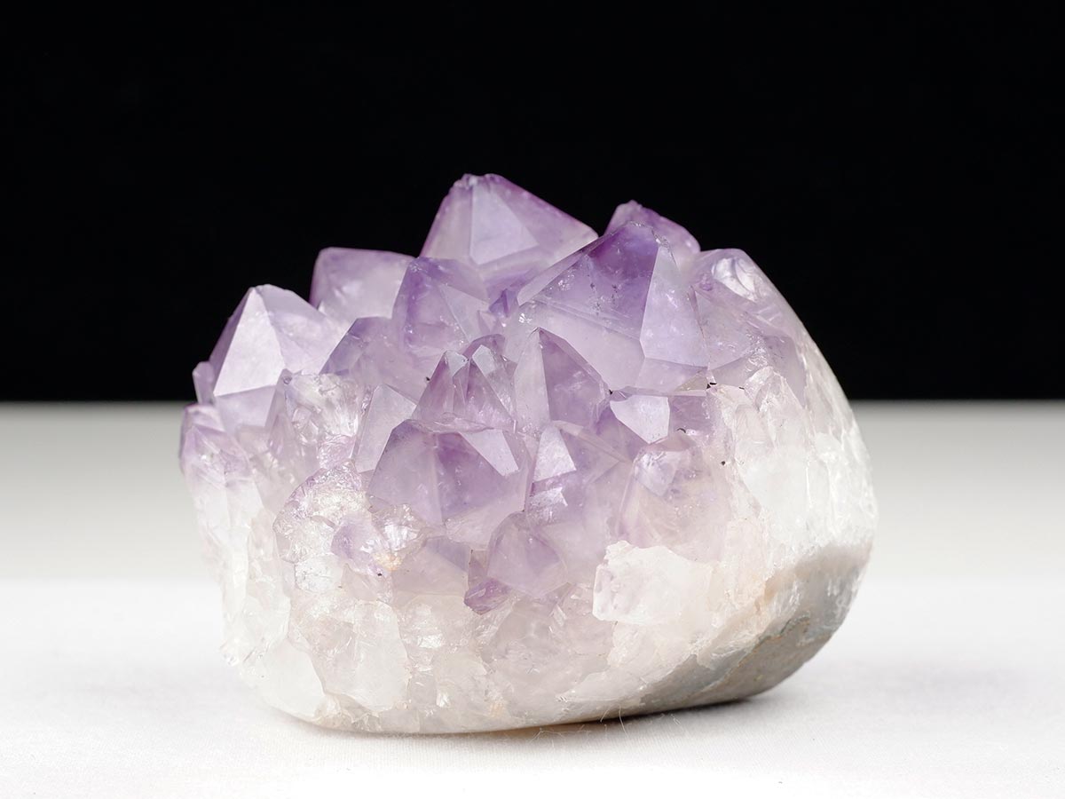 アメジストクラスター 原石 ウルグアイ産 花型 フラワー amethyst 一点物 282-743