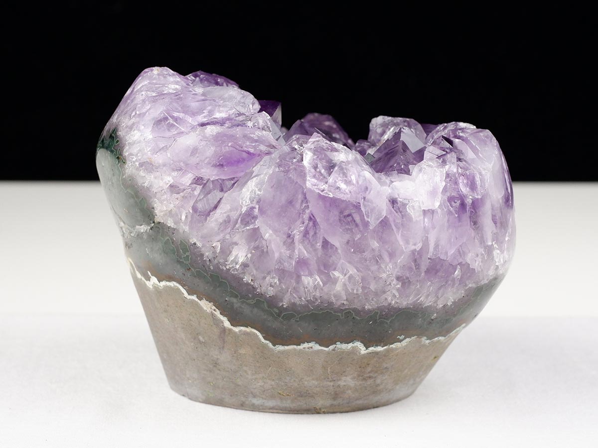 1.3Kg アメジストクラスター 原石 ウルグアイ産 花型 フラワー amethyst 一点物 282-751