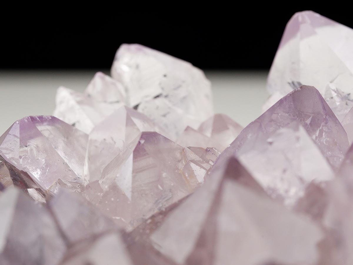 アメジストクラスター 原石 ウルグアイ産 花型 フラワー amethyst 一点物 282-752