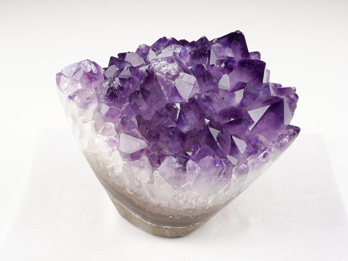 1.7Kg アメジストクラスター 原石 ウルグアイ産 花型 フラワー