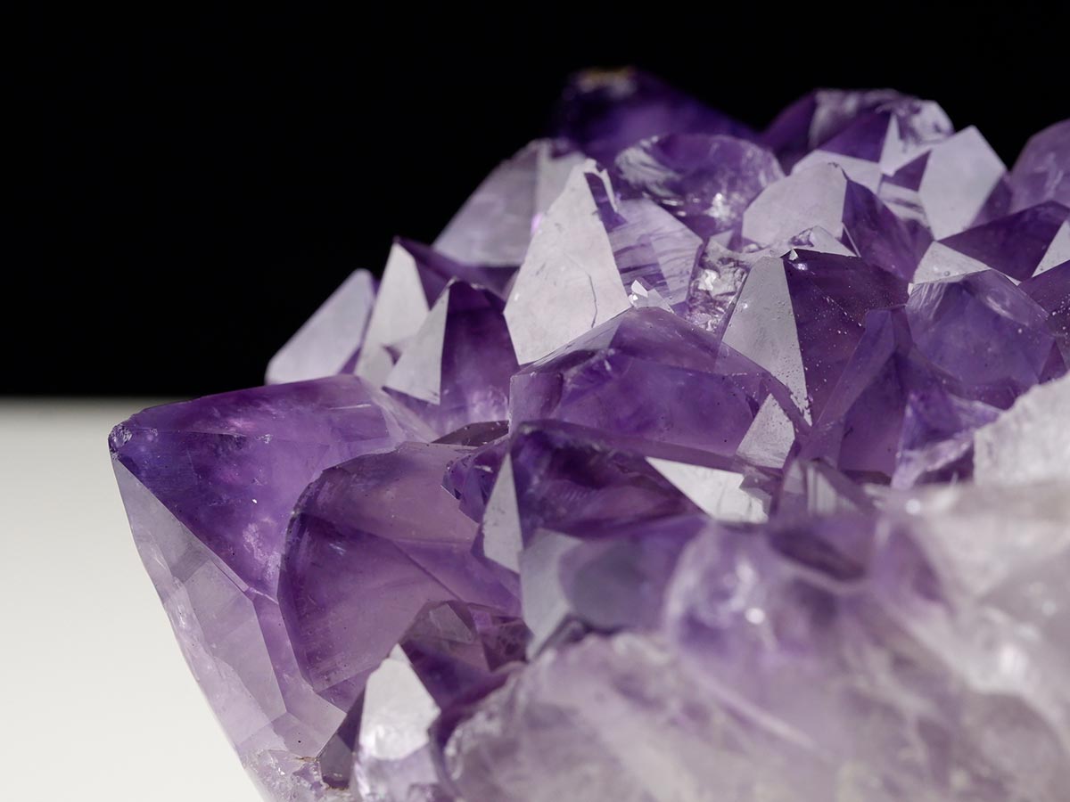 1.7Kg アメジストクラスター 原石 ウルグアイ産 花型 フラワー