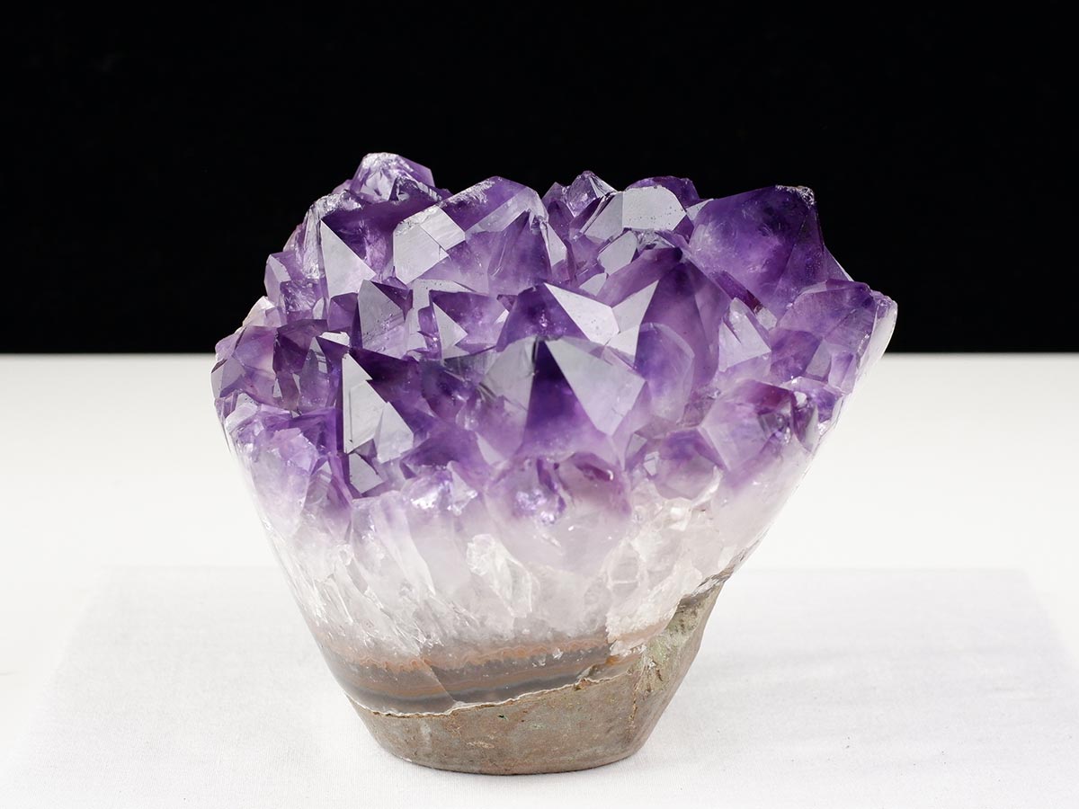 1.7Kg アメジストクラスター 原石 ウルグアイ産 花型 フラワー amethyst 一点物 282-763