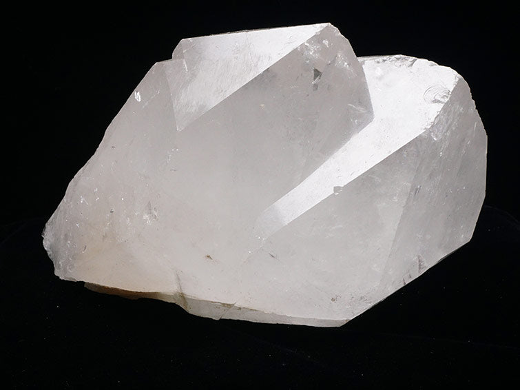 水晶クラスター 4.9Kg 原石 ブラジル ミナスジェライス州 コリント産 証明書付属 一点物 レムリアンシード 292-43