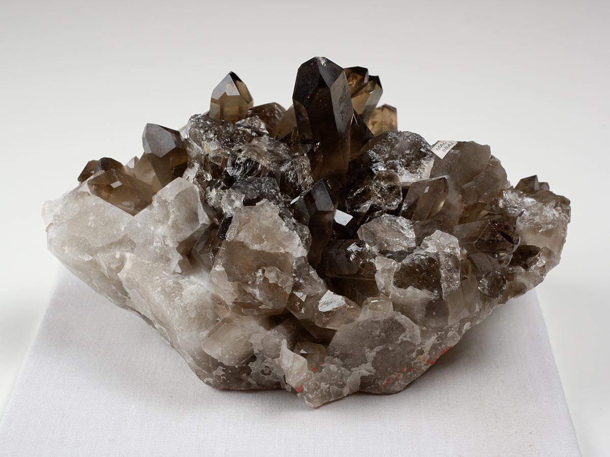 2Kg スモーキークォーツ クラスター ブラジル産 煙水晶 原石 一点物