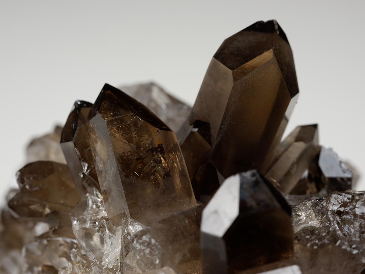 2Kg スモーキークォーツ クラスター ブラジル産 煙水晶 原石 一点物 292-53