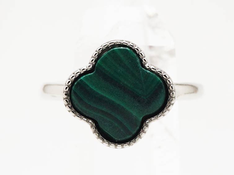 マラカイト 指輪 リング クローバー 四つ葉 malachite 孔雀石 ring メンズ レディース アクセサリー ランダム発送 メール便可 [M便 1/20] 715-113