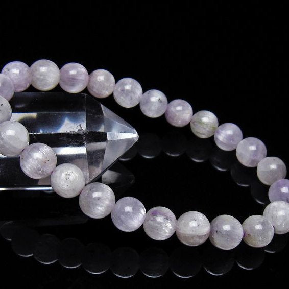 クンツァイト（リチア輝石） – 天然石・パワーストーンの東昇