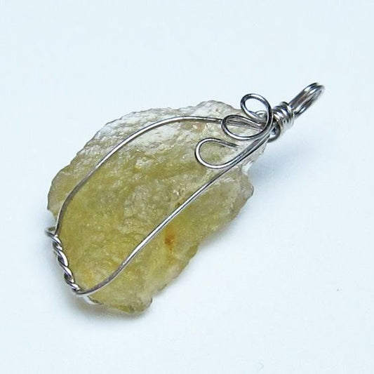 リビアングラス ペンダント 一点物 メール便可 112-13824