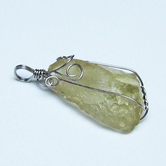 リビアングラス ペンダント 一点物 メール便可 112-13835