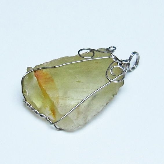 リビアングラス ペンダント 一点物 メール便可 112-13851